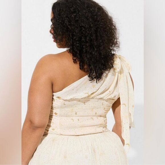 Torrid Stars Celestial Chiffon Foil Ruched One Shoulder Crop Top. Size 2. - Picture 2 of 10